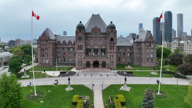 ontario-to-spend-$750m-on-stem-programs-at-universities,-colleges