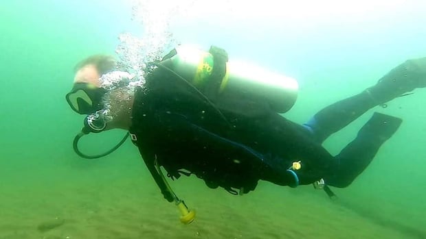 kingston-diving-community-mourns-death-of-local-instructor