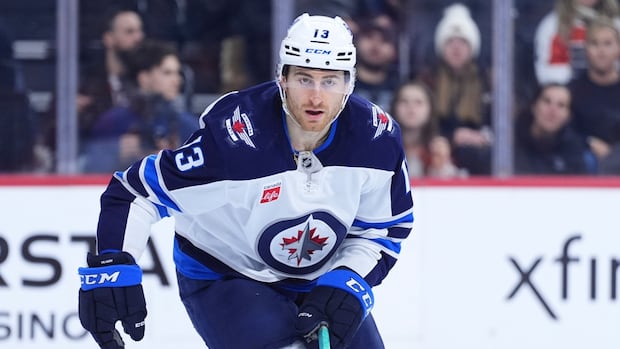 vilardi-to-be-with-jets-during-playoff-road-trip-to-st.-louis,-no-word-on-playing-status