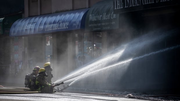 3-businesses-affected-by-early-morning-fire-in-east-vancouver