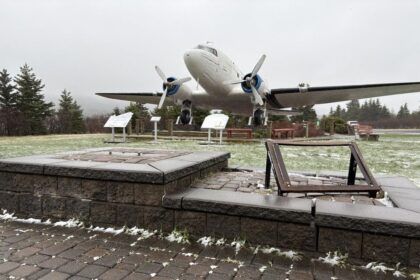 missing-again:-amelia-earhart-statue-stolen-from-harbour-grace-park