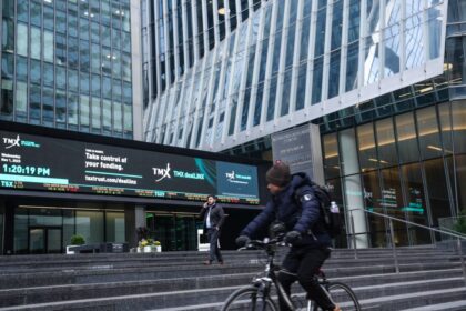 canadas-fossil-fuel-companies-win-battle-against-climate-transparency