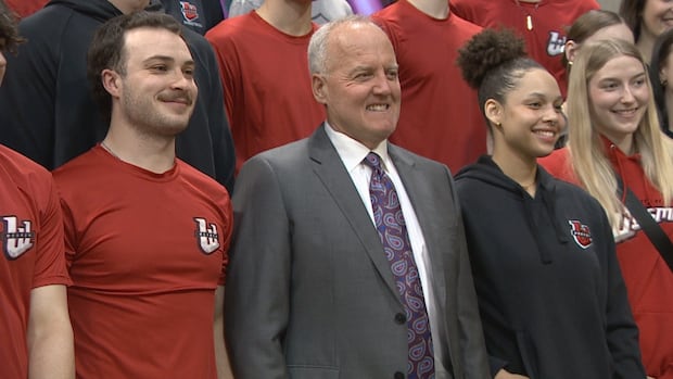 u-of-winnipeg-wesmen-teams-get-$120k-donation-from-former-volleyball-champ-turned-developer