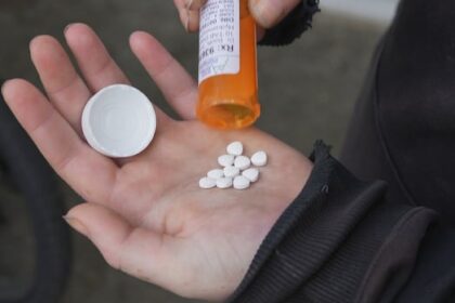3-vancouver-pharmacists-ordered-not-to-provide-‘safe-supply’-pending-investigation-outcome
