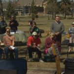 federal-green-candidates-rally-support-in-manitoba-amid-‘two-horse-race’-election