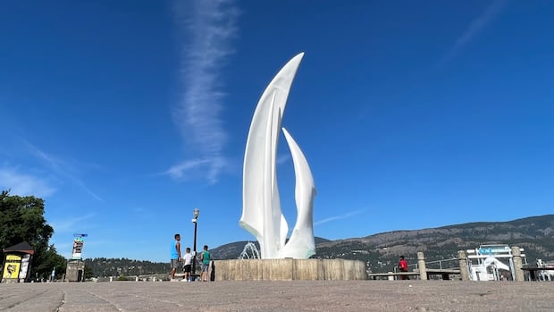 artist-behind-kelowna’s-iconic-sails-sculpture-dead-at-91