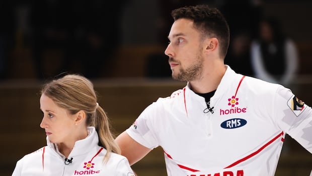 ‘just-a-dream’:-volunteers-enjoying-chance-to-watch-world-class-curlers-in-fredericton
