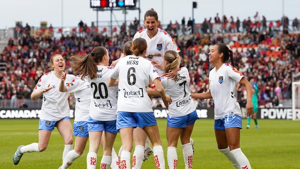 ottawa-rapid-fc-makes-waves-with-1st-nsl-win