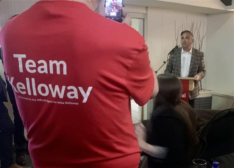 ‘hello-sydney-glace-bay’:-liberal-mike-kelloway-re-elected-in-new-riding-of-sydney-glace-bay