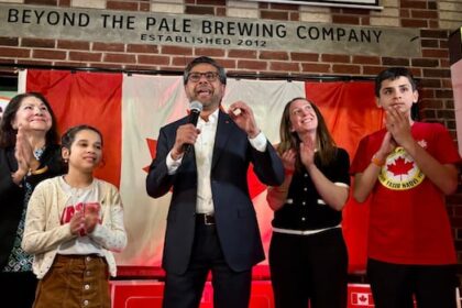 yasir-naqvi-re-elected-in-ottawa-centre
