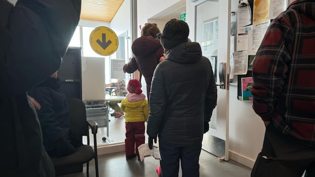 ‘i-lost-my-legal-right-to-vote’:-booths-closed-early-or-didn’t-open-at-all-in-some-nunavik-villages
