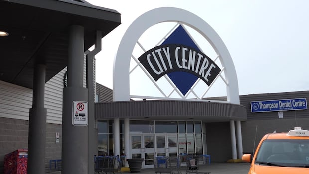 thompson-mall-says-‘figar-no’-to-loitering,-crime