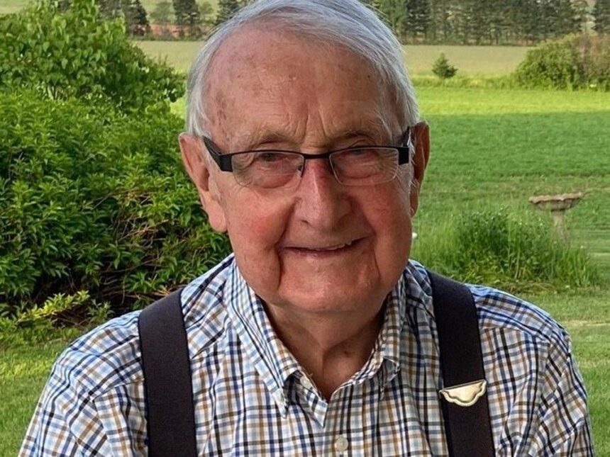 first-chair-of-upei-biology-department,-lawson-drake,-dies