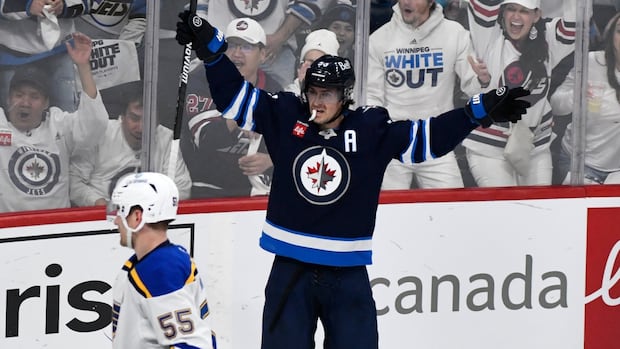 jets-rule-out-star-forward-mark-scheifele-for-game-7-against-blues
