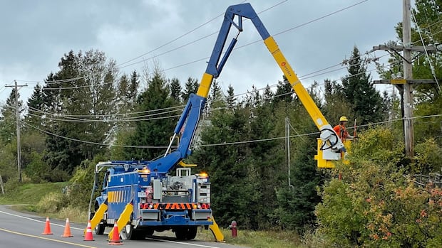 pei.’s-fiona-hit-electrical-grid-remains-at-risk-due-to-‘legislative-restrictions’:-consultant
