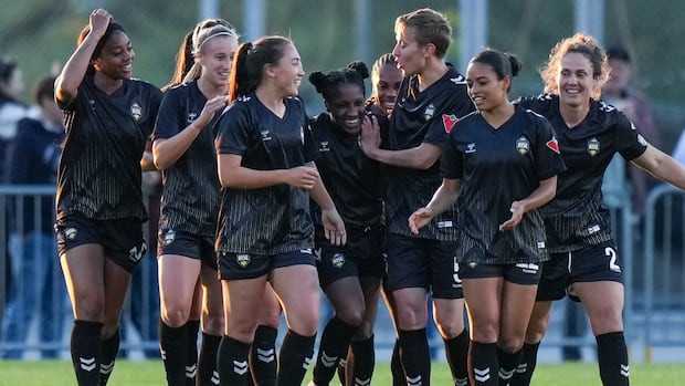 spencer-scores-winner-as-vancouver-rise-blank-halifax-tides