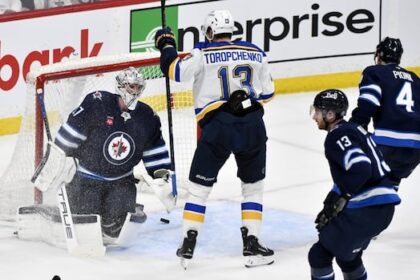 jets’-hellebuyck-relieved-to-hit-reset-button-against-dallas-after-dismal-performance-in-round-1