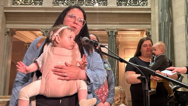 mothers,-pathologist-call-for-increased-funding-for-sask.-children-with-permanent-hearing-loss