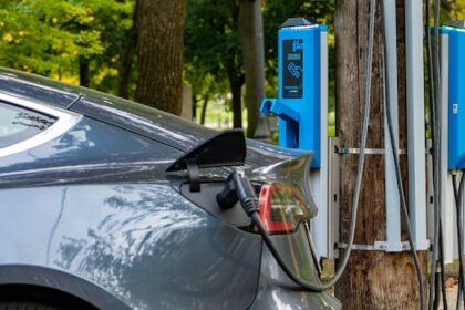 who-needs-faster-ev-charging-at-home?-drivers-share-their-experiences
