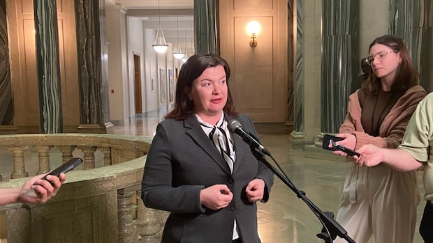 sask.-opposition-introduces-anti-separation-bill