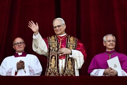 manitobans-react-with-surprise,-pride-as-1st-american-named-pope
