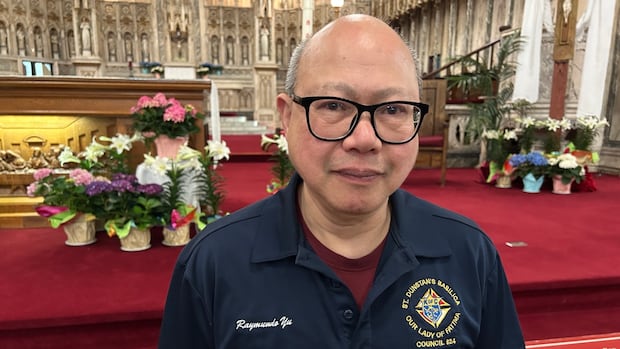 islanders-come-together-to-mourn-lives-lost-at-filipino-festival-in-vancouver