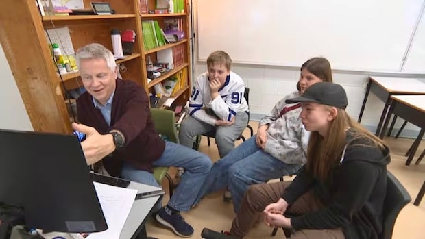 once-labelled-a-‘cheating-machine,’-ai-cautiously-embraced-in-halifax-schools