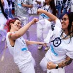 winnipeg-jets-fans-feel-safe-at-first-whiteout-street-party-since-tragedy-in-vancouver