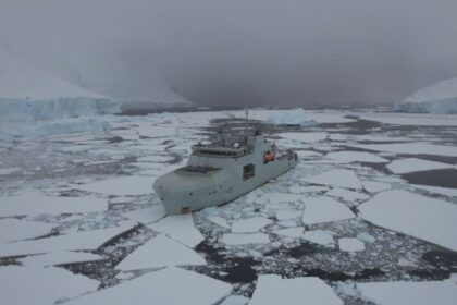 inside-an-all-canadian-voyage-to-antarctica