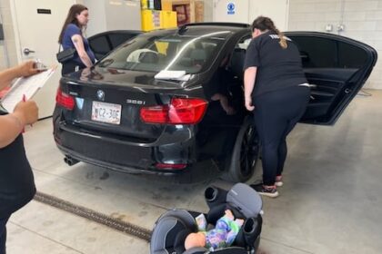 group-helps-take-the-mystery-out-of-installing-child-car-seats