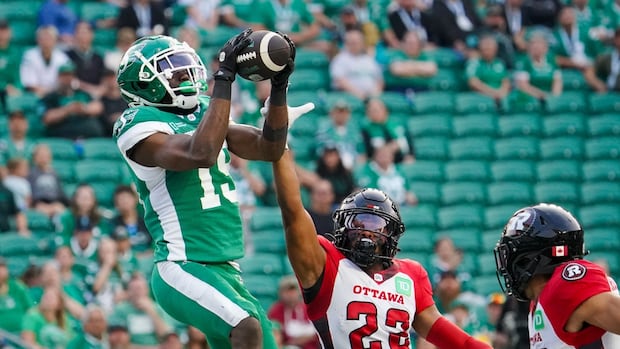 roughriders-hold-off-redblacks-31-26-in-cfl-season-opener