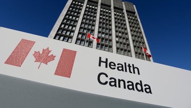 seasonique-birth-control-pills-from-teva-canada-recalled-due-to-extra-yellow-tablets