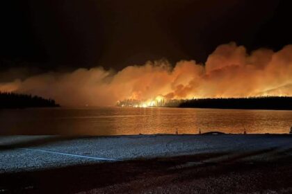 drizzle-in-northern-manitoba-not-enough-to-quench-wildfires-as-community-leaders-hope-for-downpour