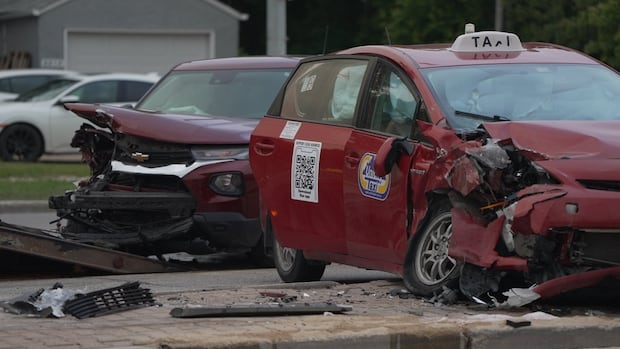afternoon-crash-on-portage-avenue-sends-4-to-hospital