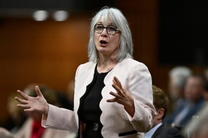 feds-announce-up-to-6,000-more-canada-summer-jobs-as-youths-struggle-to-find-work