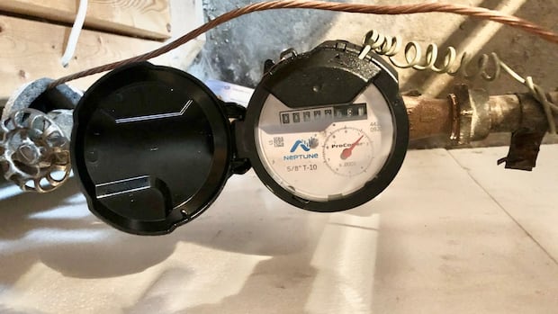 new-water-meters-coming-to-winnipeg-next-year-will-read-themselves,-send-data-to-the-city