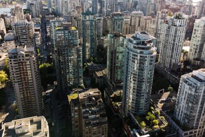 non-profits-are-racing-to-save-affordable-apartments.-but-critics-say-we-should-just-build-new-ones