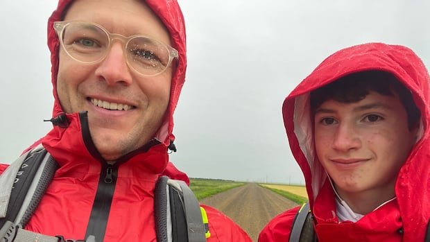 this-sask.-father-son-duo-built-a-stronger-bond-walking-on-grid-roads-for-3-days