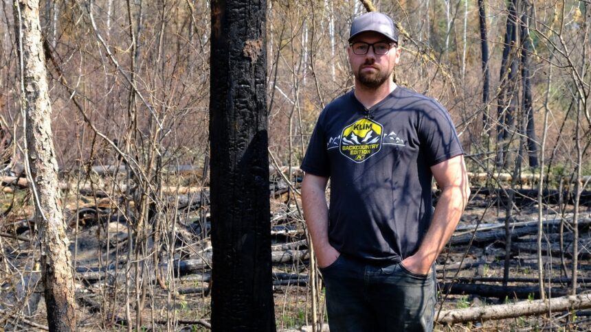 sask.-cabin-owners-risk-danger-to-save-buildings-from-wildfire