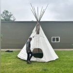 winnipeg-principal-‘dumbfounded’-after-4-metre-teepee-stolen-from-elementary-school’s-lawn