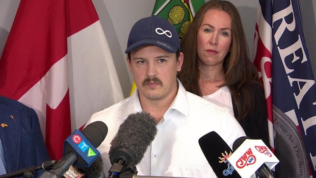 la-ronge-small-businesses-calling-for-support-amid-wildfire-woes