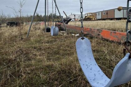 mother-in-old-crow,-yukon,-starts-petition-to-clean-up-and-improve-recreational-spaces