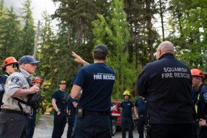 bc.-provincial-park-evacuated,-rcmp-appeal-for-info-on-squamish-wildfire