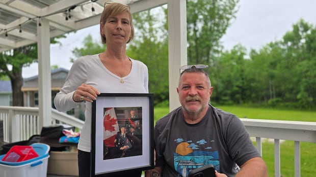 retired-soldier-gets-his-medals-back-after-accidental-donation