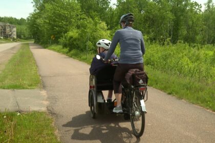 freedom-on-3-wheels:-residents-of-pei.-retirement-home-get-the-joys-of-biking-without-the-work