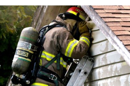 fire-damages-paradise-home-friday-afternoon