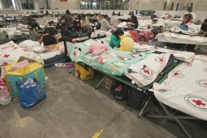 thompson-says-finding-hotel-rooms-for-evacuees-‘difficult’-as-manitoba-mulls-invoking-emergency-powers