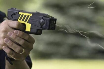 winnipeg-police-chief-suggests-tasers-save-lives,-could-replace-firearms-in-future