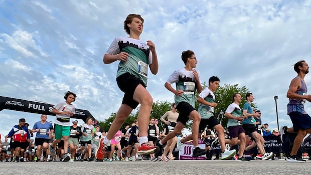thousands-hit-the-pavement-for-annual-manitoba-marathon