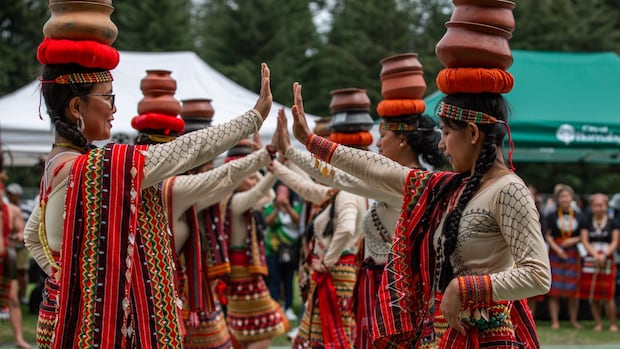 thousands-gather-for-pinoy-festival-in-burnaby,-bc.,-as-filipino-community-reflects,-rebuilds